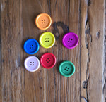 all colours wooden buttons